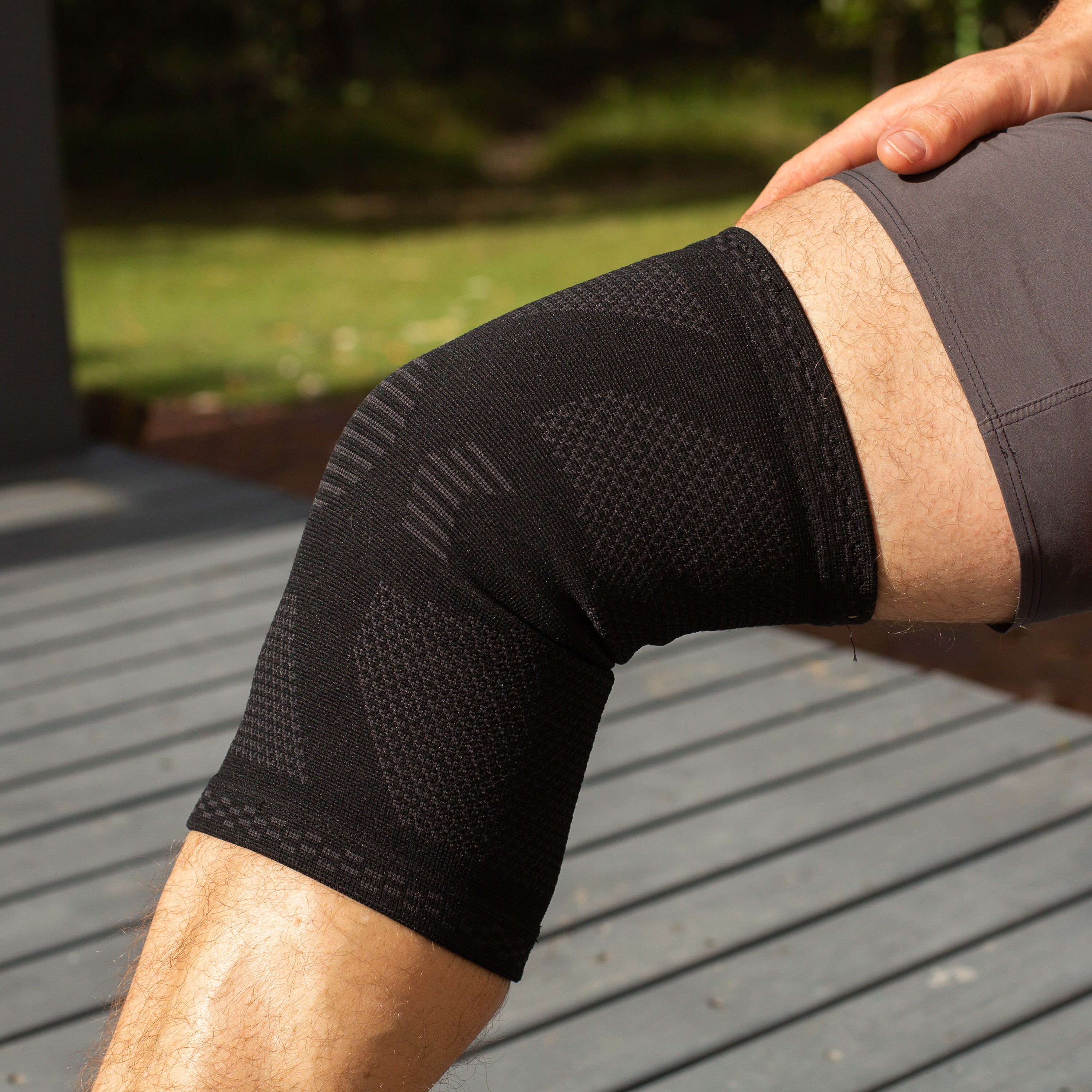 Bending the knee with compression sleeve